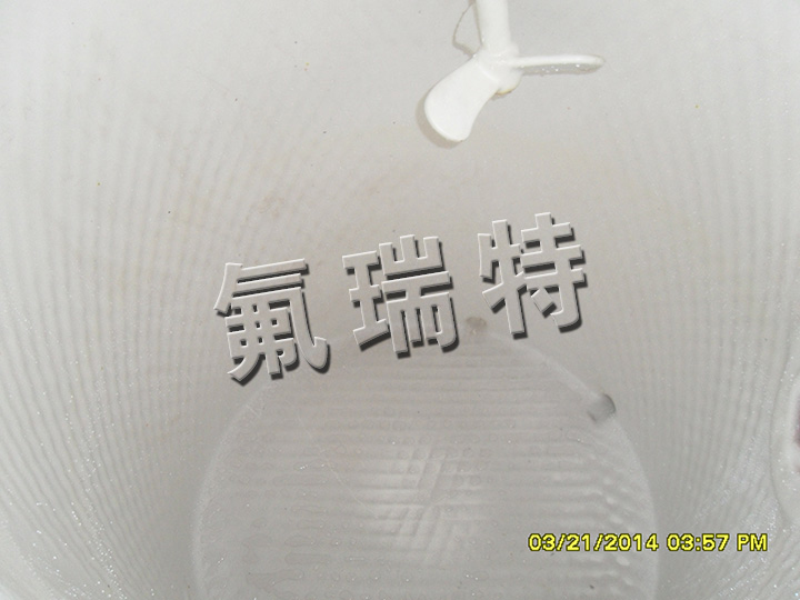 鋼襯塑儲(chǔ)罐、反應(yīng)釜